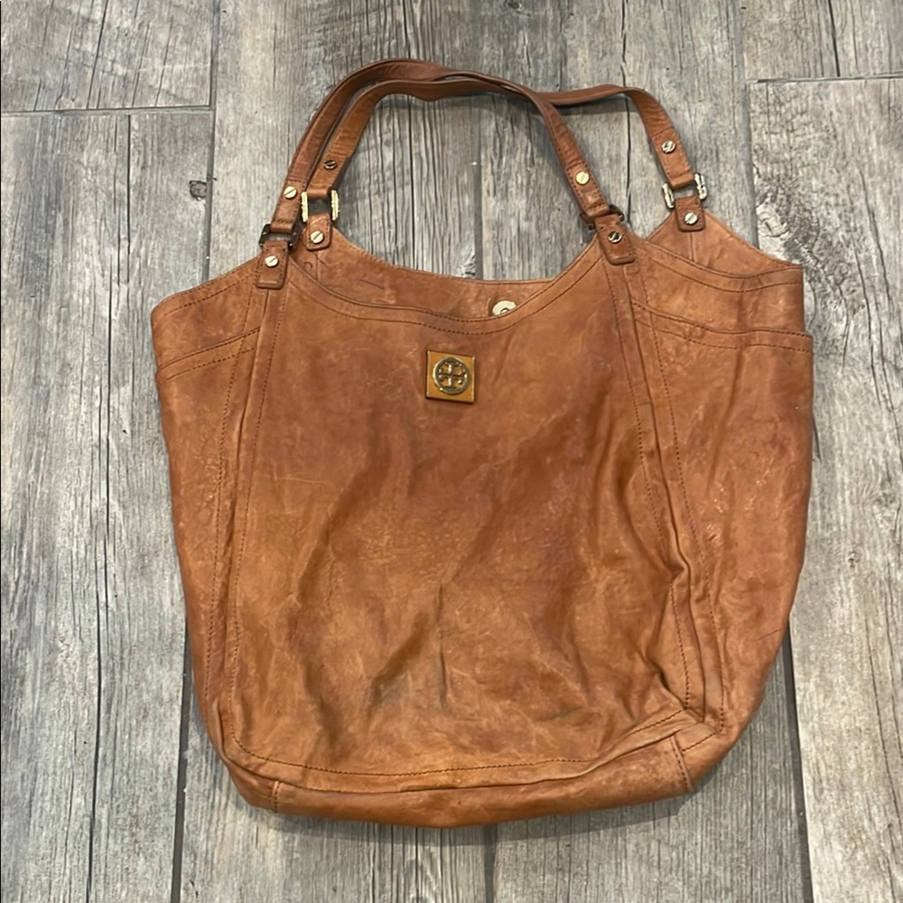 Tory Burch Brown Leather Tote with Slouchy Design and Brass Hardware